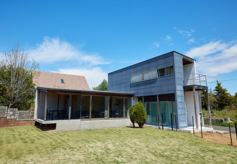 GALLERY4